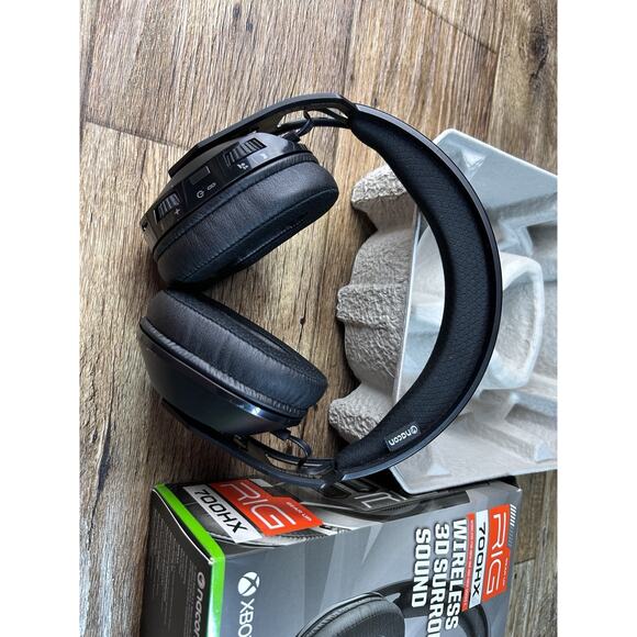 NACON RIG 700HX Black Ear-Cup (Over the Ear) Headset for Xbox One/Series X|S New - Picture 2 of 16